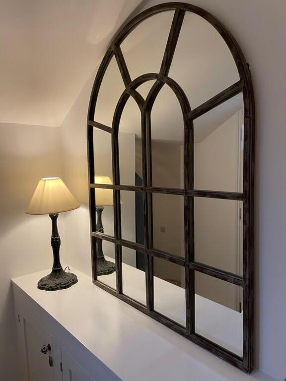 Beautiful 3 Bed Basement Flat With Garden Apartman Bath Kültér fotó